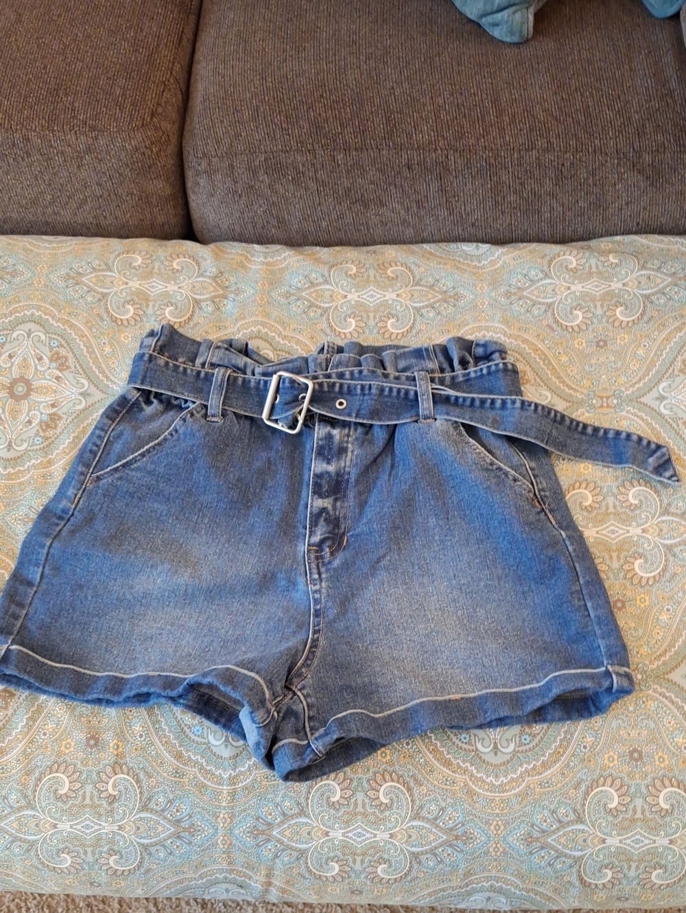 🔥🔥CLEARANCE🔥🔥 No Boundaries Blue Denim Paperbag Shorts with Belt. Size 3/5